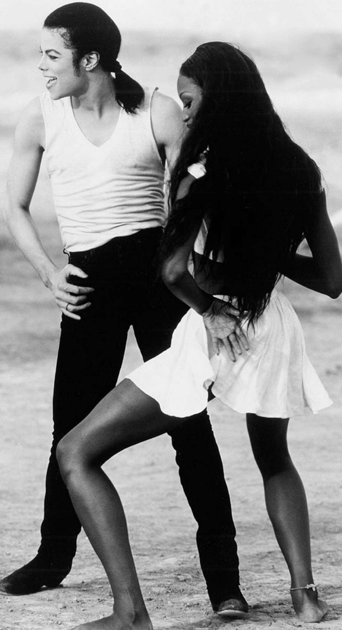 naomi campbell and michael jackson in the closet