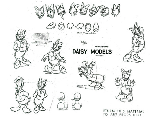 How to draw Daisy Duck (head, full body, hands, feet, shoes, and action poses): tips and tricks from