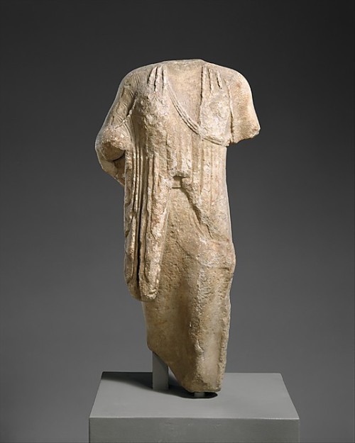 hismarmorealcalm:Statue of a Kore  Late 6th century B.C. Greek  Marble