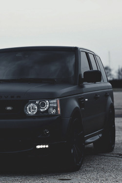 carbonandfiber:  Range Rover