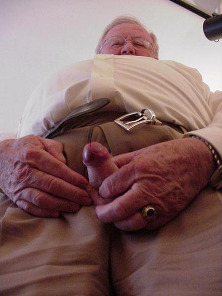 boysfordaddygrandpa: thetopcollector: loveoldermen78: Grandpa show cock  thetopcollector.nibb