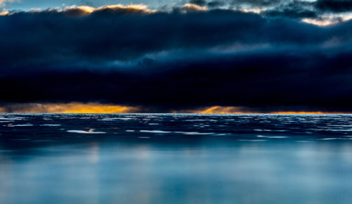 The Many Moods Of The Ocean Seen At Eye Level Part I ByChe Chorley