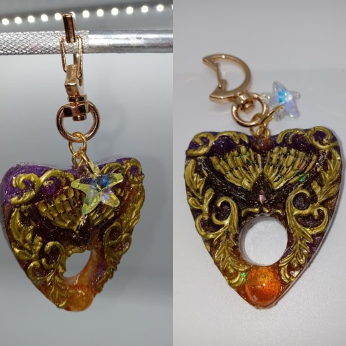 [Moth motif planchette] - I added some gold acrylic paint to have it stand out more~ #resinart #resi
