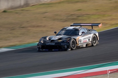 The N°70 Dodge SRT Viper GT3-R descends the curves of Circuit Mugello IT towards a third place finis