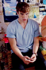 fizzezlikecherrycola:  “Oh, hi, Finn. I didn’t know you were here.”