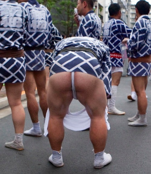 fundoshioyaji: NICE JAPANES DADDY `S BUTT!!!!