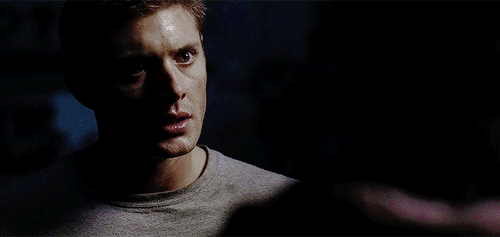 simplyjensendaily:Dean Winchester, One Moment Per Episode➤ 1.06 Skin