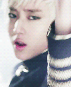 hoontokki:     Kevin Woo » Alone    
