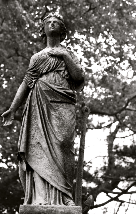 graveplaces: One of the many beautiful statue monuments in Green-Wood Cemetery, Brooklyn, NY