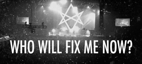 ghostt-notes:  Bring Me The Horizon - Drown (Live at the Wembley Arena)