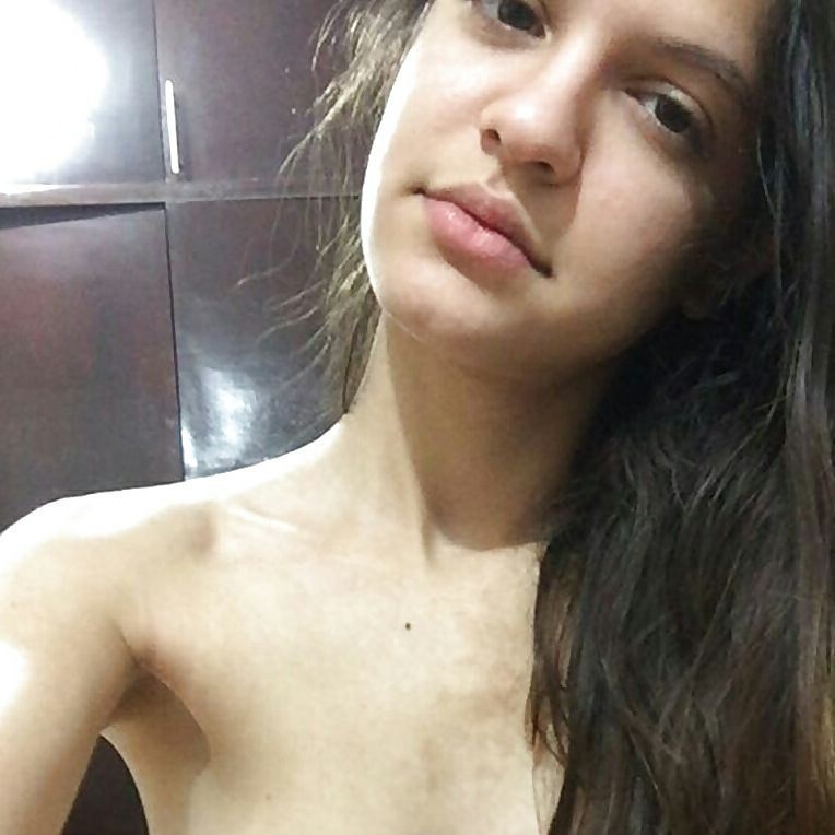 desiselfies:  Uncensored Selfies😎