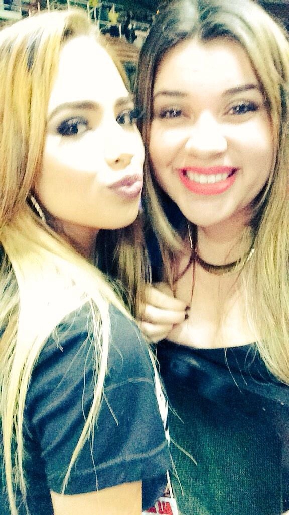 villegas-news:  Jasmine with fans in Fresno