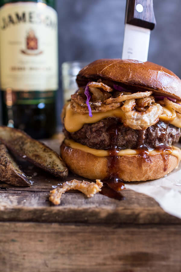 yumi-food:  Jameson Whiskey Blue Cheese Burger with Guinness Cheese Sauce + Crispy