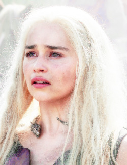 daenerystargaryendaily:  New still of Daenerys