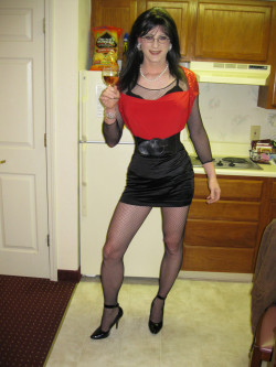 crossdressers-xxx:  TGirls