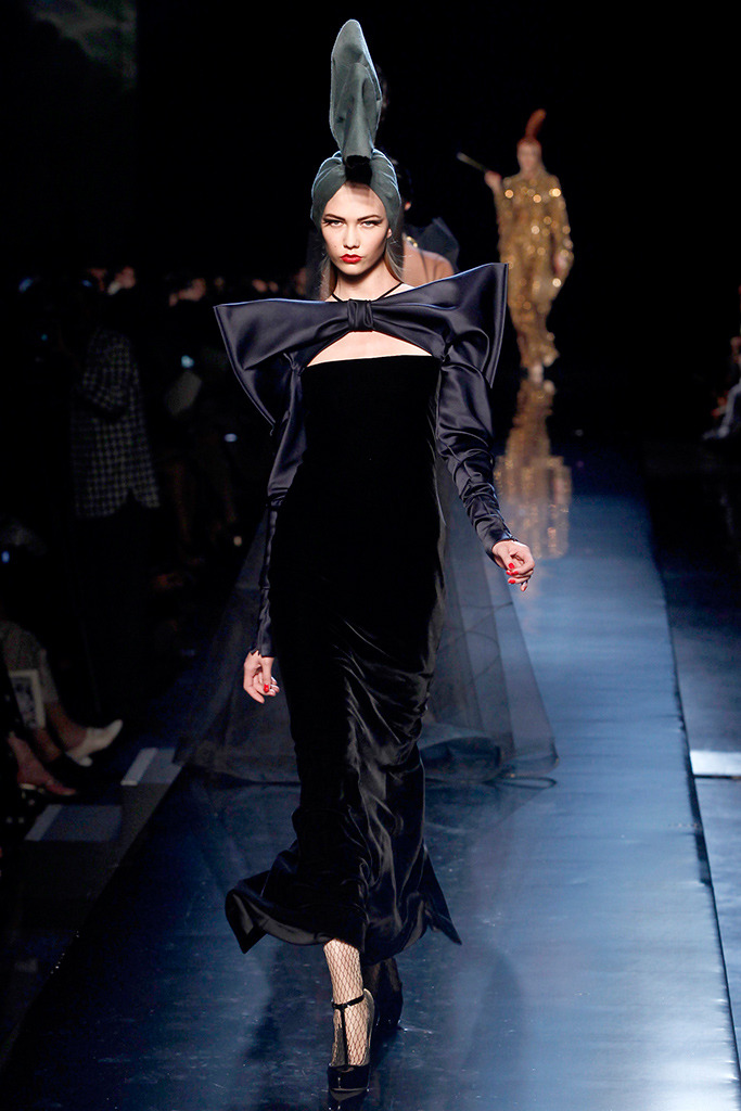 Aleatoire - Jean Paul Gaultier Haute Couture Fall 2010