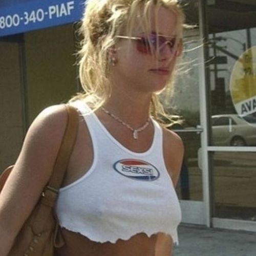 captain-kampari:  Britney Spears