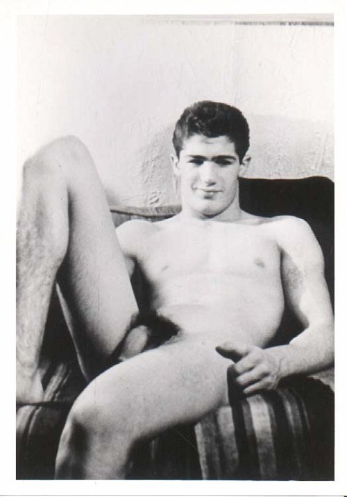 watchfan2010:  jisaacs1962:  Joe Cali by adult photos