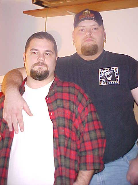 kobolmex:  chonnyg:  naughtyjustlikeyou:  Joey and Marland  #2-1  Lovers! Sweet!