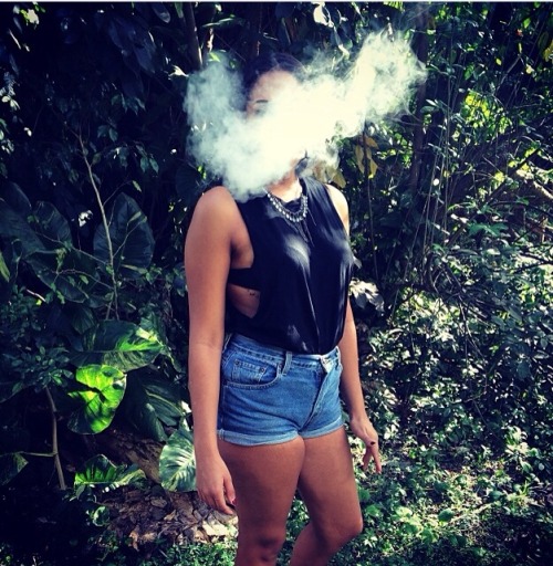 flyestfemales:  flyestfemales 
