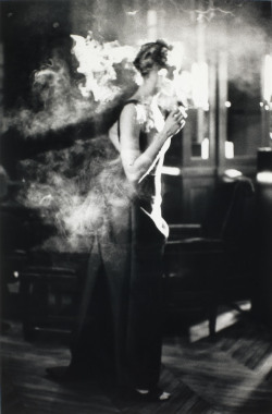 killerbeesting:  Pamela Hanson - Smoker,