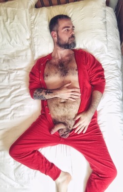 beardyweirdybearcub: Union suit