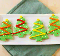 foodtho:   decorating christmas tree cookies ✩  