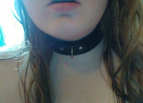 Porn flirtylittlepenguin:  Showered and collared photos