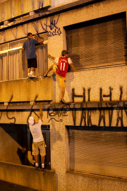 QUE MEUS MANOS SEJAM, TUDO O QUE DESEJAM!