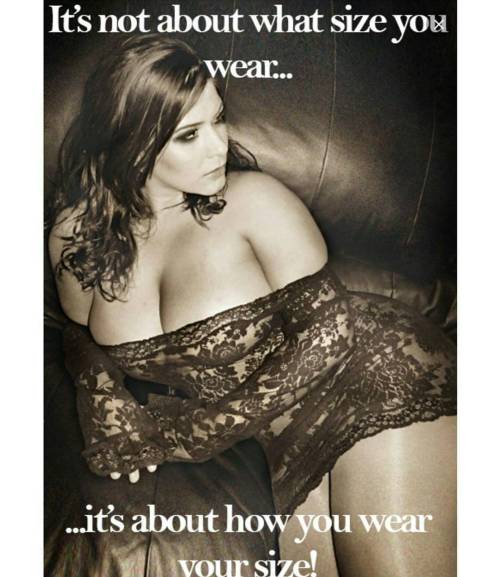 Saw this image of me circulating on Facebook this morning… It had over a million views! So neat! Thanks for the love, guys! #plussize #wearit #honormycurves #effyourbeautystandards #plussizelingerie by londonandrews