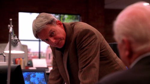 NCIS (TV Series) - S2/E7 ’Call of Silence’ (2004)Charles Durning as Ernie Yost[photoset #7 of 9]