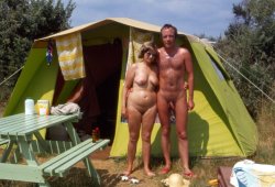 uk-nudist:  Nude is good tumblr batch upload