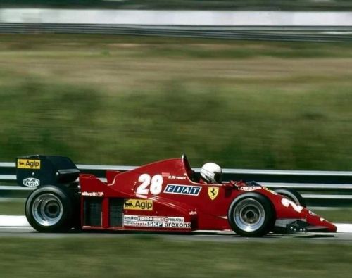 René Arnoux
Ferrari 126C2B
❤️
#f1vintage
https://www.instagram.com/p/CoMnKiptyNY/?igshid=NGJjMDIxMWI=