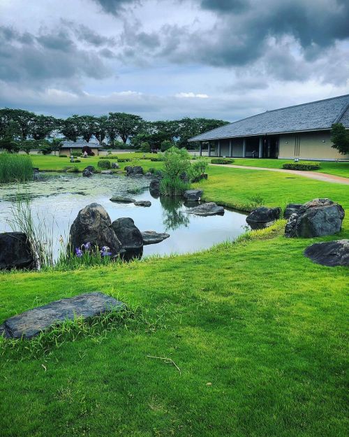 富山県水墨美術館庭園“五福山水苑” [ 富山県富山市 ] Toyama Suiboku Art Museum Garden, Toyama の写真・記事を更新しました。 ーー数寄屋建築の名工 #中村外