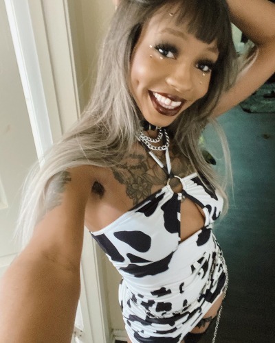 thecasseejoseph:🐄🥹😅😤🖤 adult photos