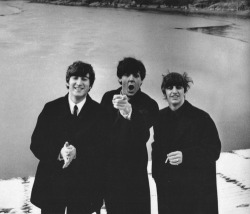 actores-secundarios:  famous … the beatles 