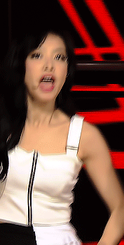 park-jiwon:Victoria x Red Lightmy top 3 looks