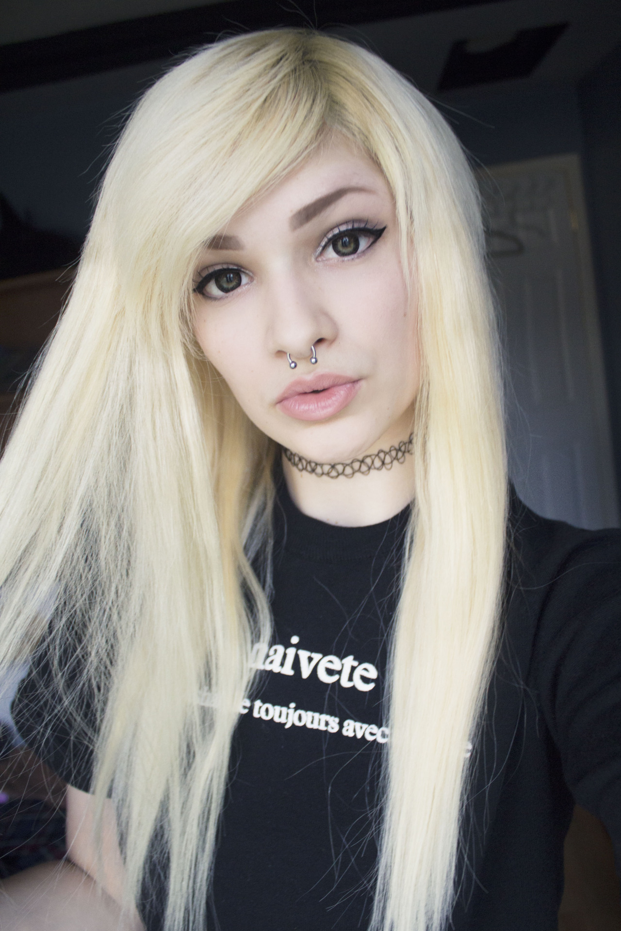 femme-blanc:  criedwolves:just got my extensions from vpfashion and tried them on!!