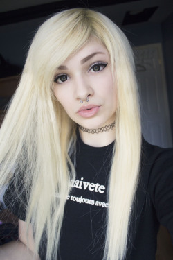 femme-blanc:  criedwolves:just got my extensions from vpfashion and tried them on!! these are the DIY colour ones (613A#) but they just happened to match my current hair perfectly! i’ll be dyeing them soon, maybe grey or lilac with a black dip dye?
