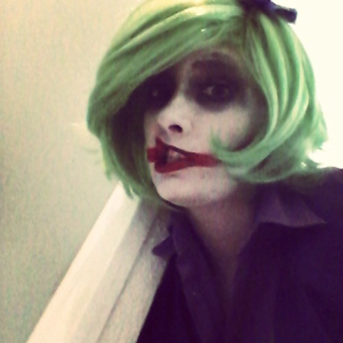 Jokers ready ^^ #jokercosplay #joker #batmanandrobin #batmancharacters #dc #dccharacters #mcmlondon 