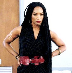 jeniphyer:  carryonghettowoman:  GET TO KNOW ME MEME: 5 favourite actresses ↳ [3/5] Angela Bassett“Don’t settle for average. Bring your best to the moment. Then, whether it fails or succeeds, at least you know you gave all you had. We need to live