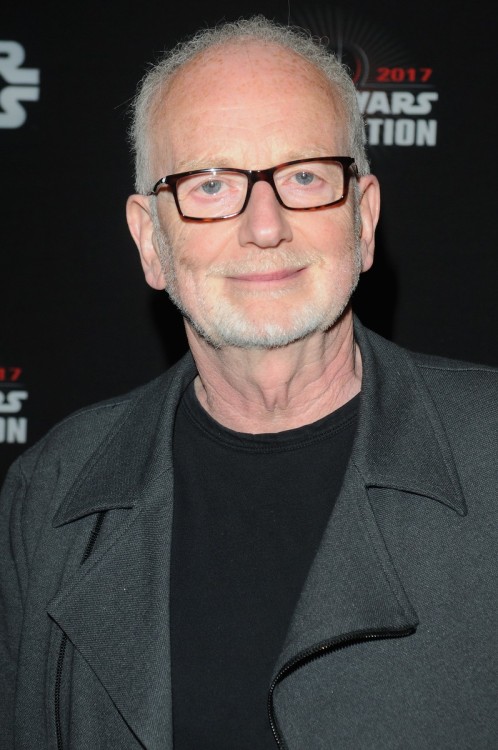 Props to Ian McDiarmid. No matter how bad Star Wars gets you can always count on him to play an exce