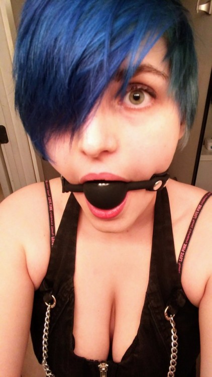 nyktophilic: Gag me, bind me, render me helpless and watch the fear in my eyes~