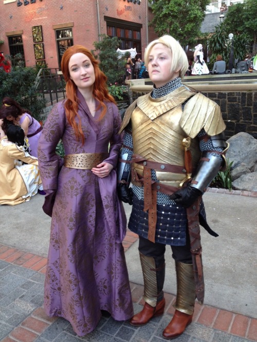 rudeandgingersansa:random cosplay shots at katsu! i also brought my nice camera and have more photos