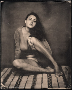 sidneykapuskar: Valentina Iadytum, 4x5 ambrotype