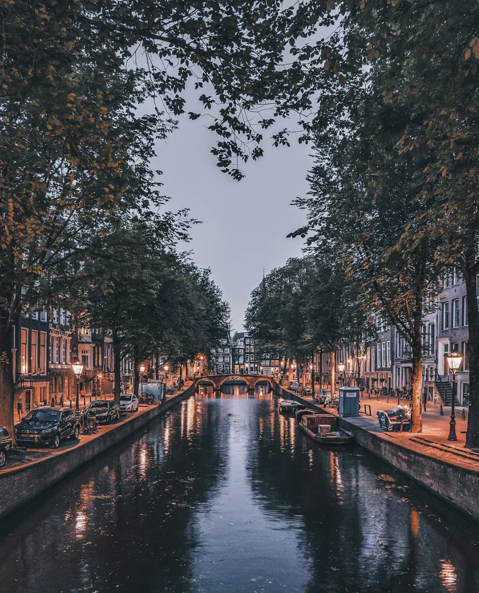 vicloud:
“Amsterdam, Netherlands.
”