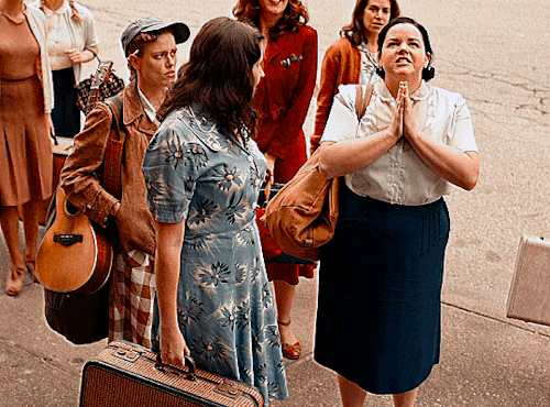 KELLY MCCORMACK As JESS MCCREADY In A LEAGUE OF THEIR OWN (Season 1)