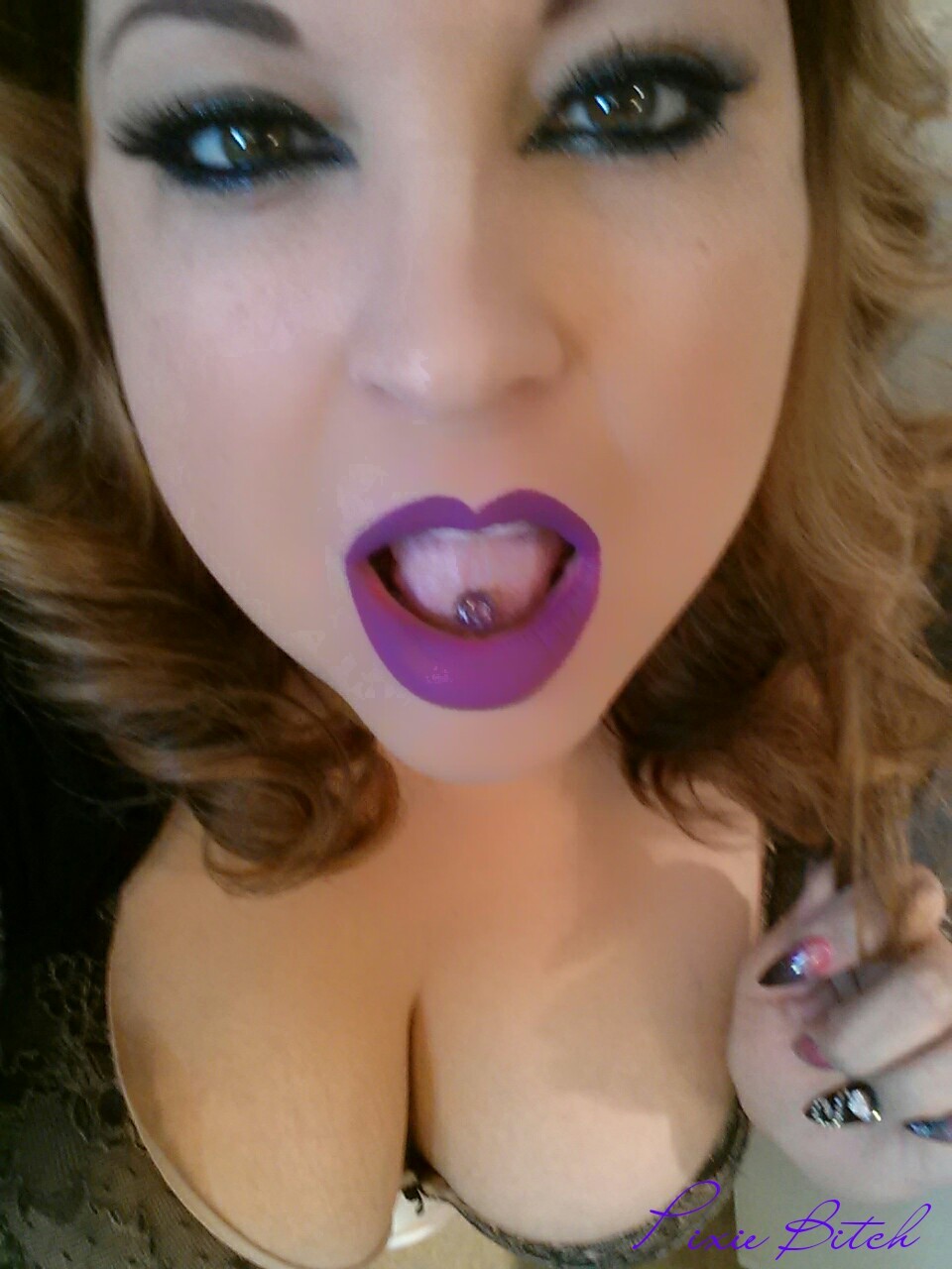 pixie-bitch75:  Thank you… Thank you… Thank you… to all my Awesome Followers