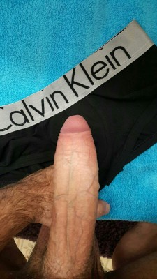 xxl-cock-lover:  robilwil:  Tug on my balls   would love to suck his huge cock and swallow his big load