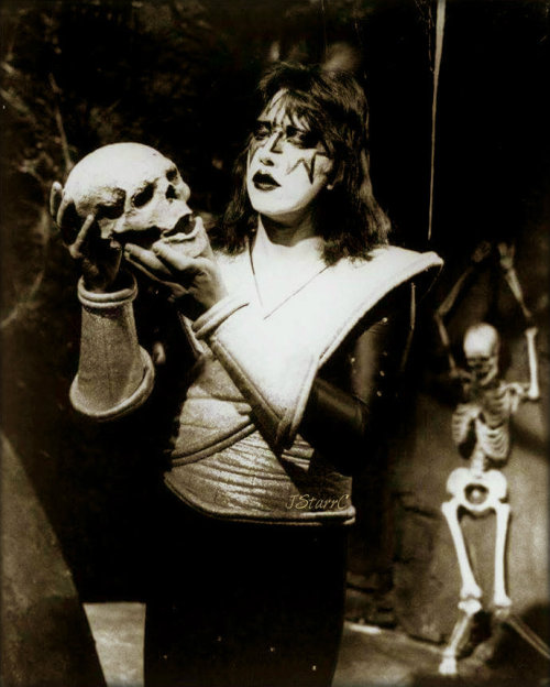 Ace~Valencia, California…May 11-15, 1978 (KISS Meets The Phantom Of The Park)